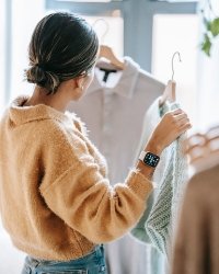 The Best Cloth Hangers for Your Wardrobe: A Comparison Guide